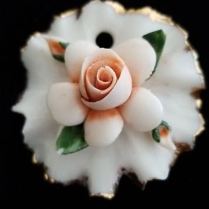 Capodimonte Porceline Flower Pendant